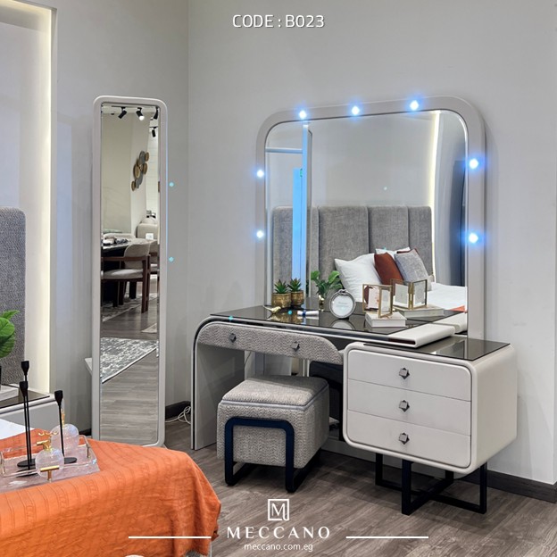 Bedroom B023